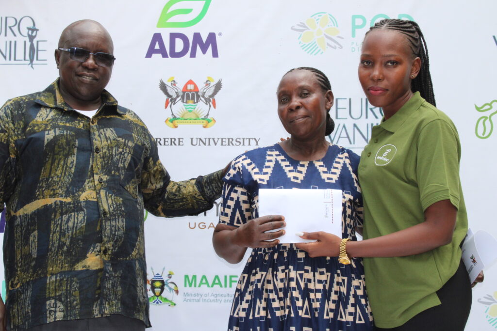 Meilleure Agricultrice de vanille en Ouganda