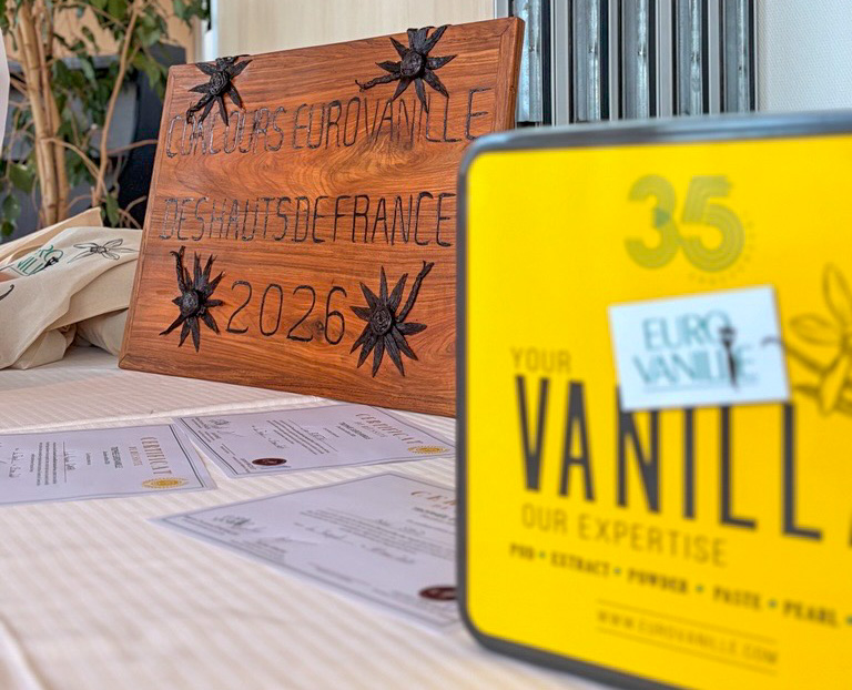 boîte eurovanille avec planche de bois trophée concours